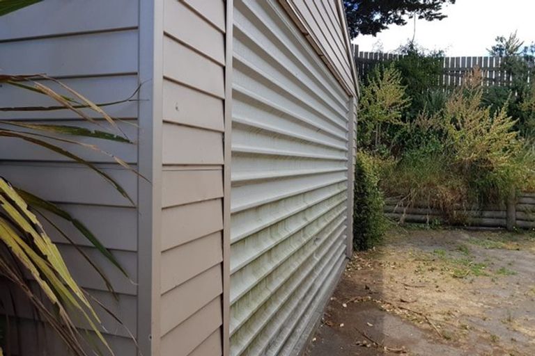 Photo of property in 122 Cornfoot Street, Castlecliff, Whanganui, 4501