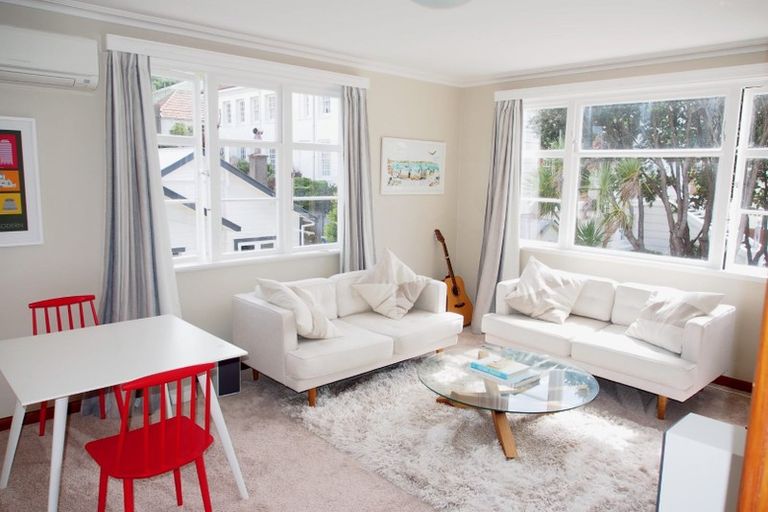 Photo of property in Winslow Apartments, 9/2 Ohiro Road, Aro Valley, Wellington, 6021