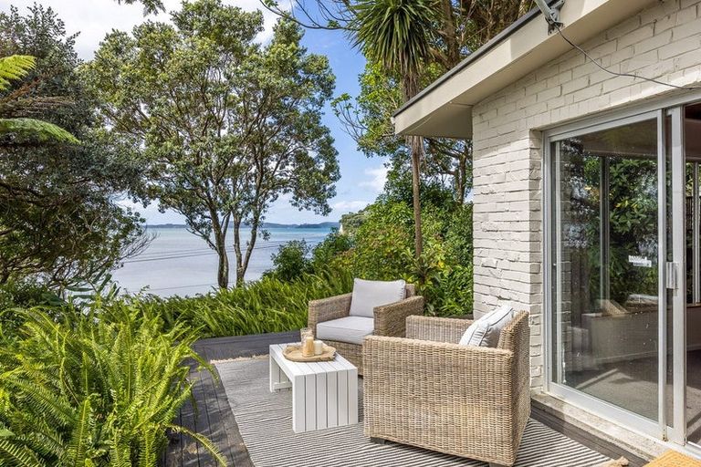 Photo of property in 7 Hibiscus Avenue, Snells Beach, 0920