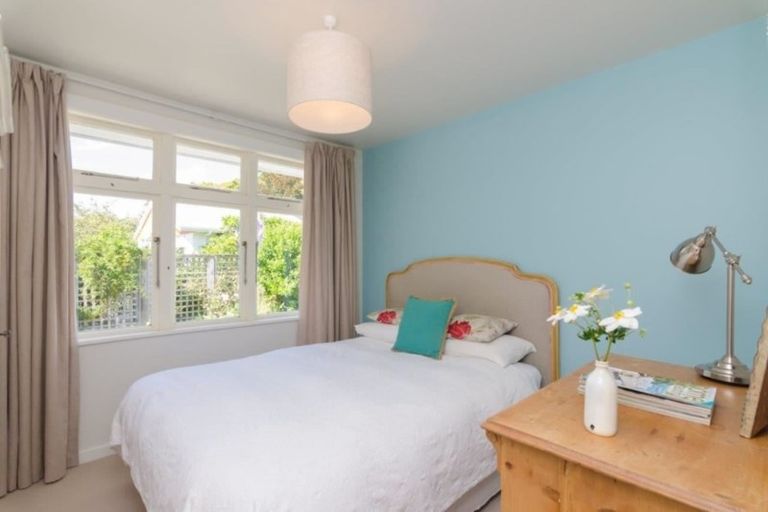 Photo of property in 10 Wood Street, Greytown, 5712