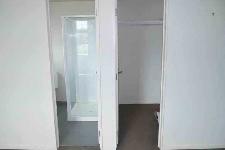 Photo of property in 56 Fairfield Avenue, Addington, Christchurch, 8024