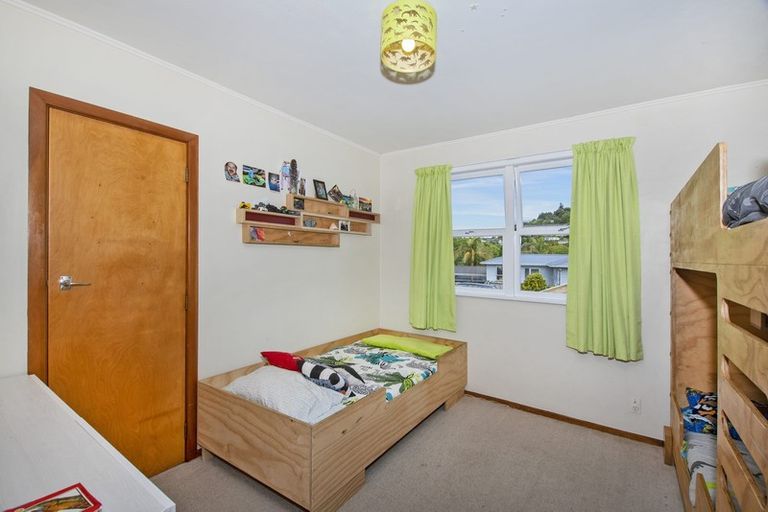 Photo of property in 15 Butler Place, Te Kamo, Whangarei, 0112