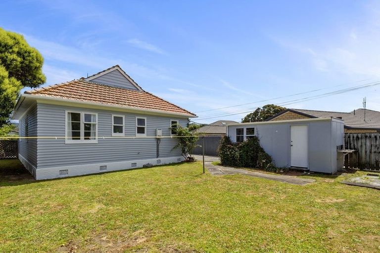 Photo of property in 96b Waiwhetu Road, Waterloo, Lower Hutt, 5011
