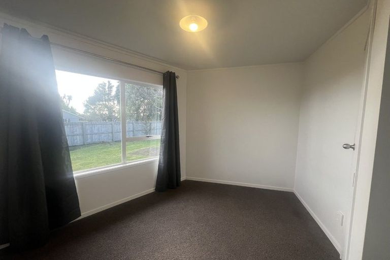 Photo of property in 8 Invergarry Road, Hilltop, Taupo, 3330