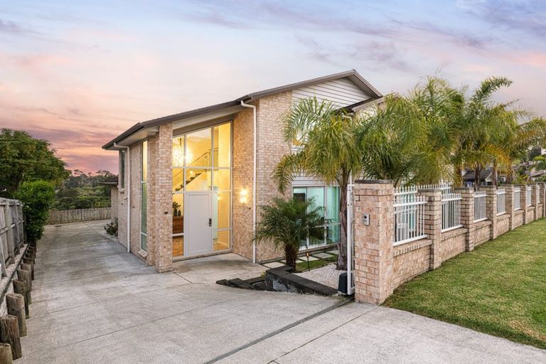 Photo of property in 18 Irongate Avenue, Ranui, Auckland, 0612