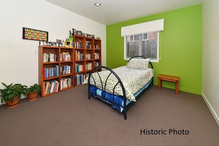 Photo of property in 25 Saint Maroun Rise, The Gardens, Auckland, 2105