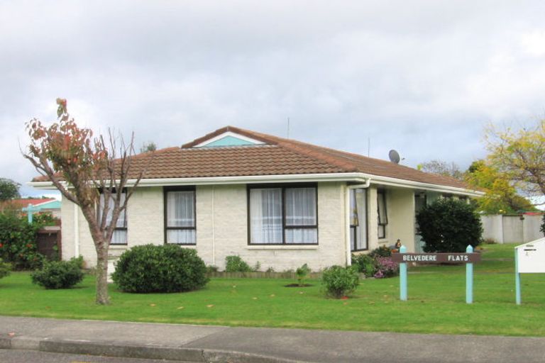 Photo of property in 12 Belvedere Avenue, Waikanae, 5036