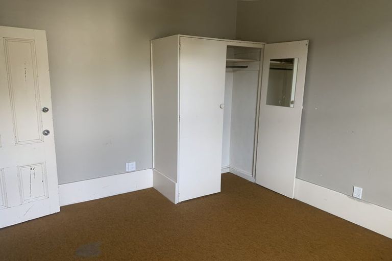 Photo of property in 8a Clermont Terrace, Kelburn, Wellington, 6012