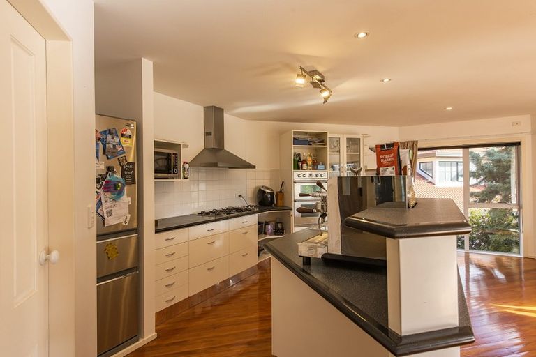 Photo of property in 10 Furlong Crescent, Churton Park, Wellington, 6037