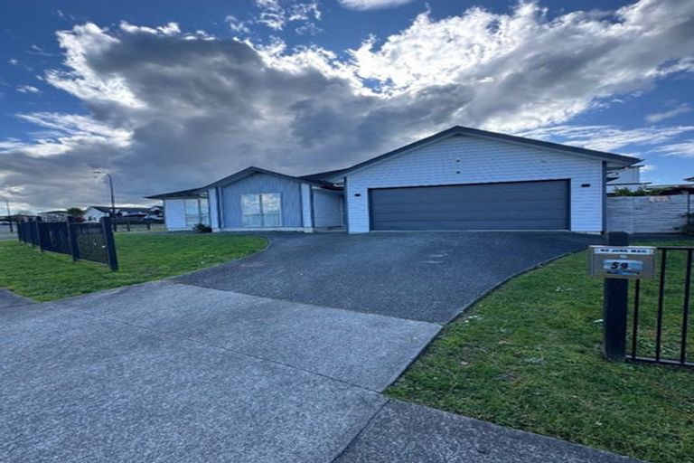 Photo of property in 59 Pitoitoi Drive, Riverhead, 0820