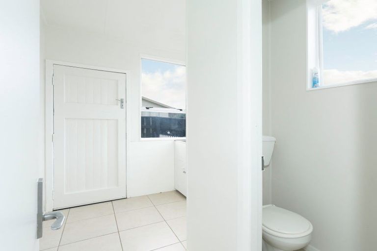 Photo of property in 79 Avenue Road, Foxton, 4814