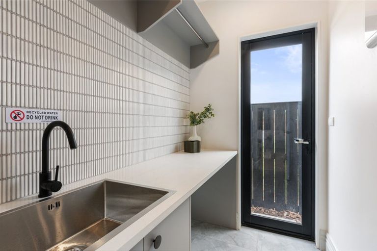 Photo of property in 44 Taukahiwi Road, Pukekohe, 2120