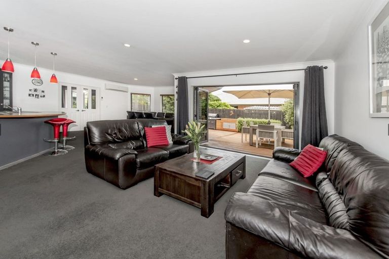 Photo of property in 47 Overbury Crescent, Rolleston, 7614