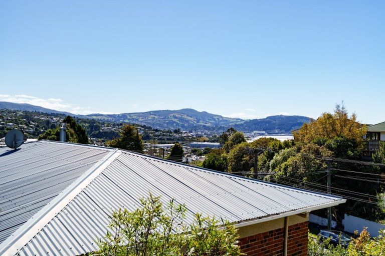 Photo of property in 96 Easther Crescent, Kew, Dunedin, 9012