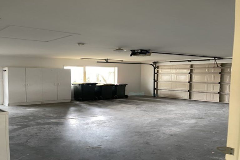 Photo of property in 138 Kilkenny Drive, East Tamaki Heights, Auckland, 2016