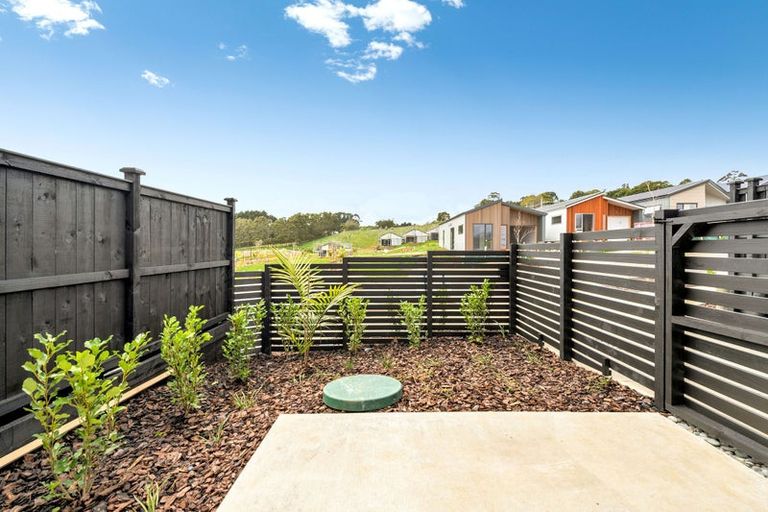 Photo of property in 15 Aituaa Road, Pukekohe, 2120