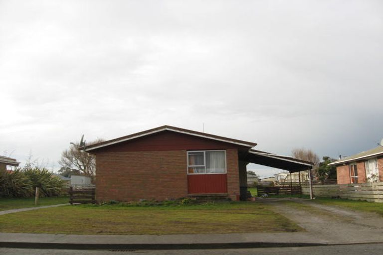 Photo of property in 44 Newbie Place, Heidelberg, Invercargill, 9812