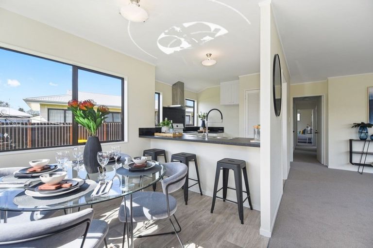 Photo of property in 6a Brightwell Place, Nawton, Hamilton, 3200