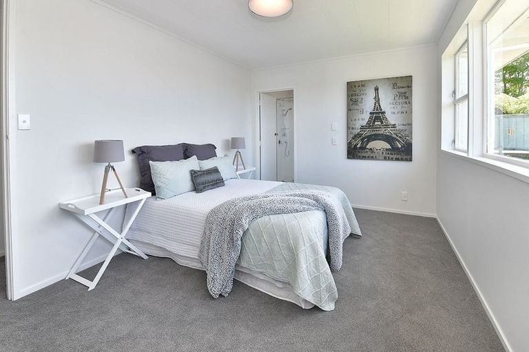 Photo of property in 15 Snells Beach Road, Snells Beach, 0920