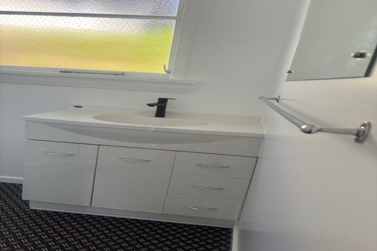 Photo of property in 2/30 Creyke Road, Ilam, Christchurch, 8041