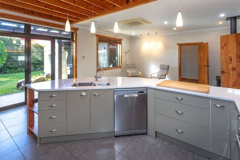 Photo of property in 13 Tudor Grove, Whitianga, 3510