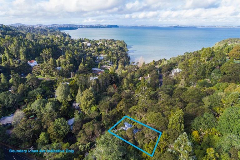 Photo of property in 30 Wood Bay Road, Titirangi, Auckland, 0604