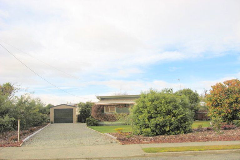 Photo of property in 18 Moana Crescent, Te Anau, 9600