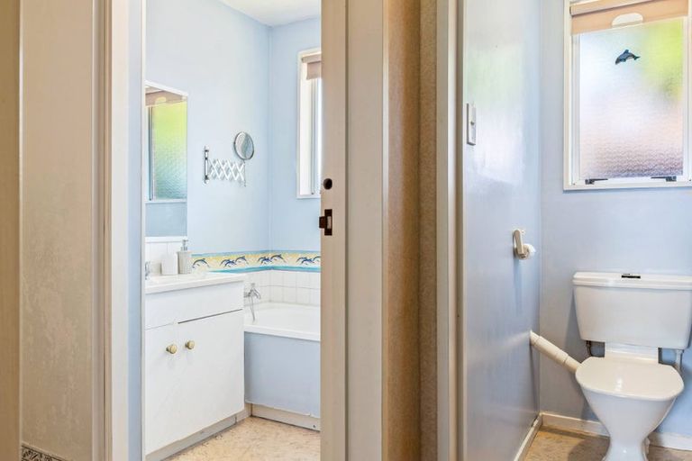 Photo of property in 2/98 Buchanans Road, Hei Hei, Christchurch, 8042