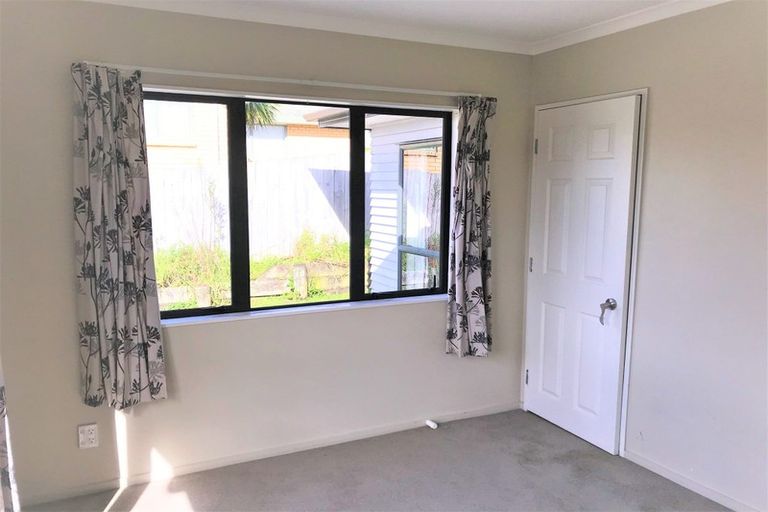 Photo of property in 48a Cartmel Avenue, Massey, Auckland, 0614