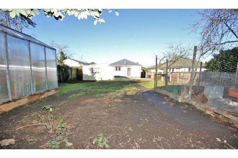 Photo of property in 111 Mackworth Street, Woolston, Christchurch, 8062
