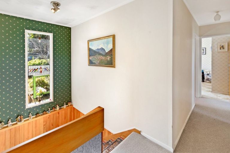 Photo of property in 35 Ramillies Place, Glenfield, Auckland, 0629