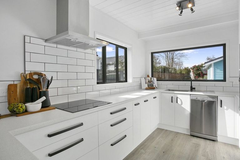 Photo of property in 163b Victoria Street, Cambridge, 3434