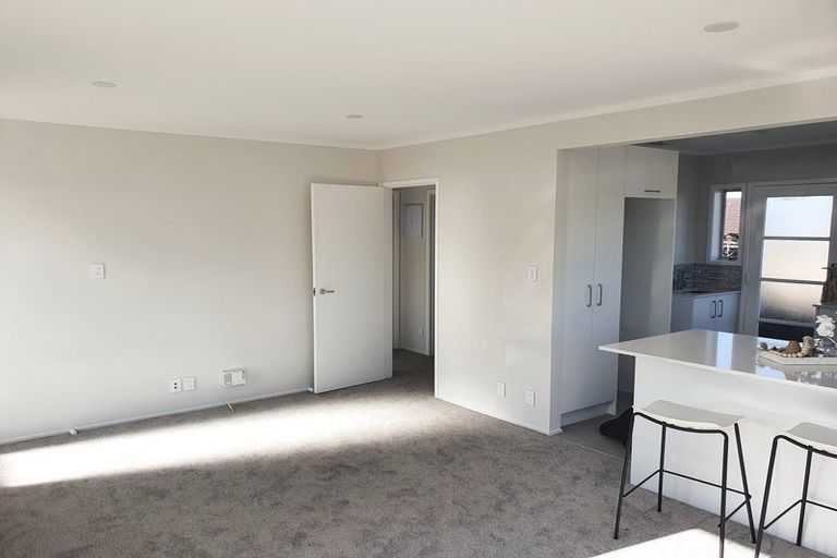 Photo of property in 1/166 Pigeon Mountain Road, Half Moon Bay, Auckland, 2012