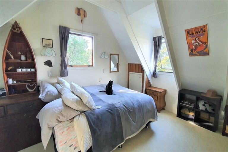 Photo of property in 61 Brick Bay Drive, Sandspit, Warkworth, 0982