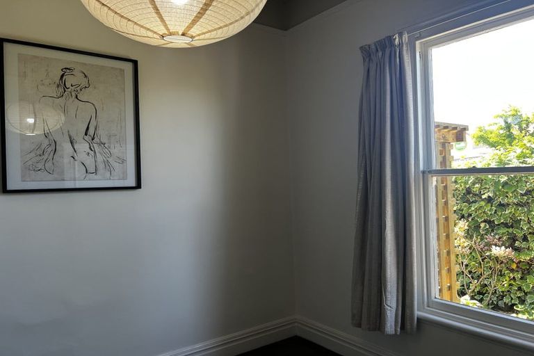 Photo of property in 1/141 Somerfield Street, Somerfield, Christchurch, 8024