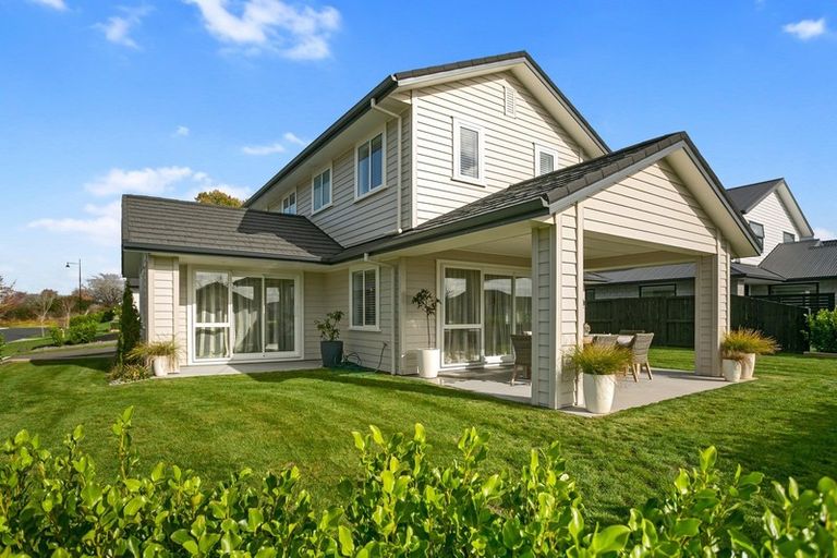 Photo of property in 2 Richards Street, Cambridge, 3434