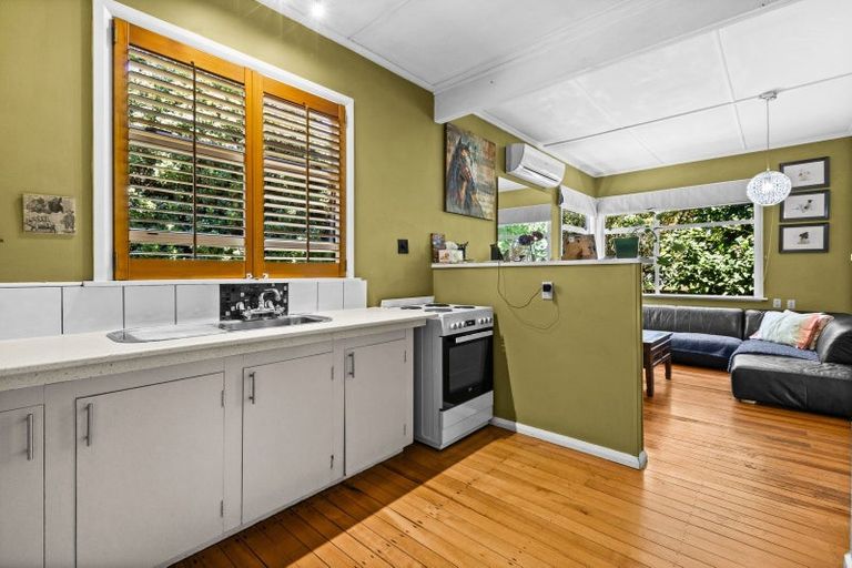 Photo of property in 114 Mayfair Avenue, Mayfair, Hastings, 4122