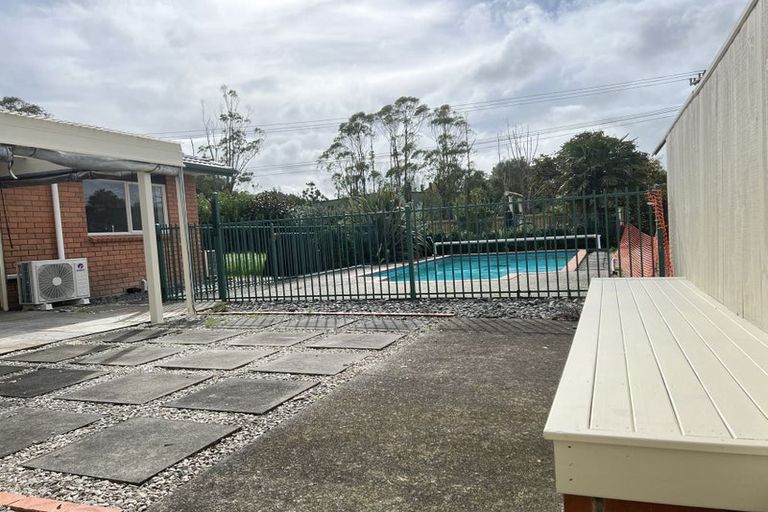 Photo of property in 1 Solan Drive, Waimauku, 0812