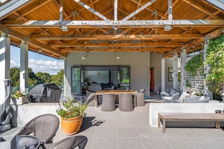 Photo of property in 36 Hoeke Road, Carrington, Carterton, 5791