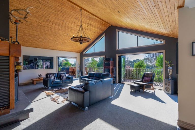 Photo of property in 207 Takapu Road, Manakau, Levin, 5573