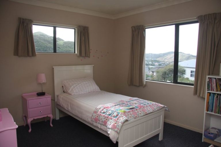 Photo of property in 40 Furlong Crescent, Churton Park, Wellington, 6037