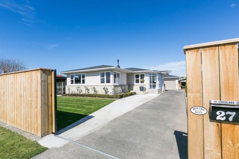 Photo of property in 27 Wharerangi Road, Tamatea, Napier, 4112