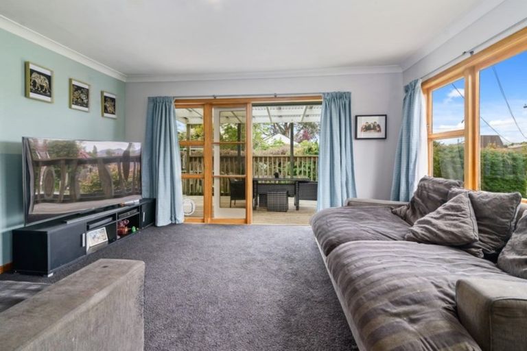 Photo of property in 1 Wharepaina Crescent, Springfield, Rotorua, 3015