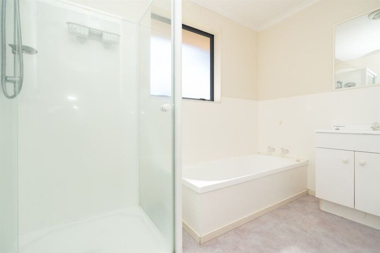 Photo of property in 26 Aldershot Place, Nawton, Hamilton, 3200