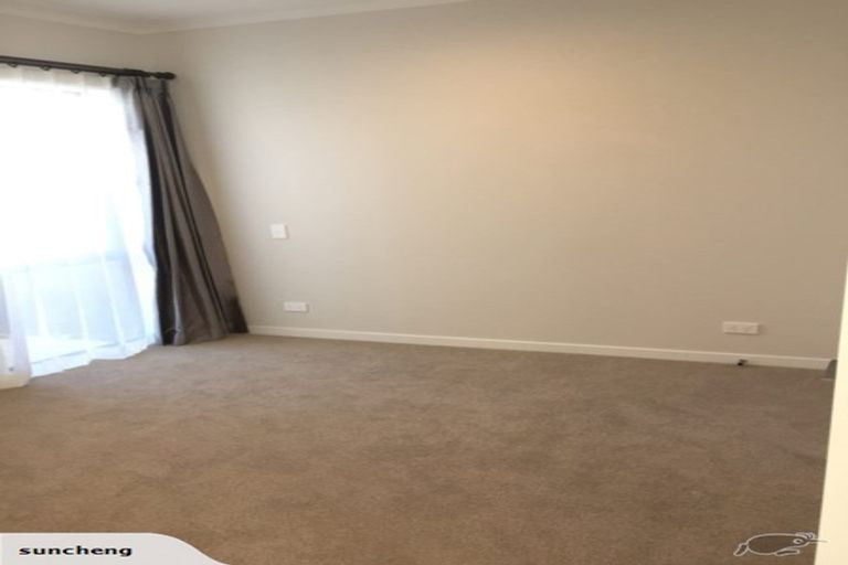 Photo of property in 10 Grey Warbler Road, Hobsonville, Auckland, 0616