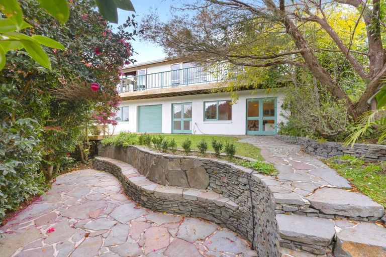 Photo of property in 12 Mcdowell Crescent, Hillcrest, Auckland, 0627