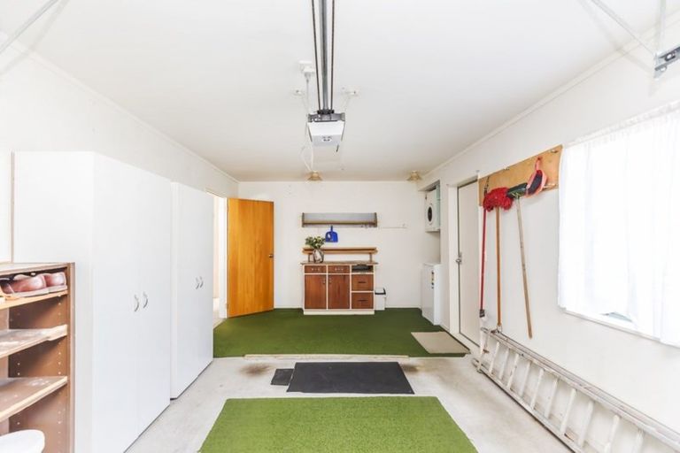 Photo of property in 62a Oxford Street, Tawa, Wellington, 5028