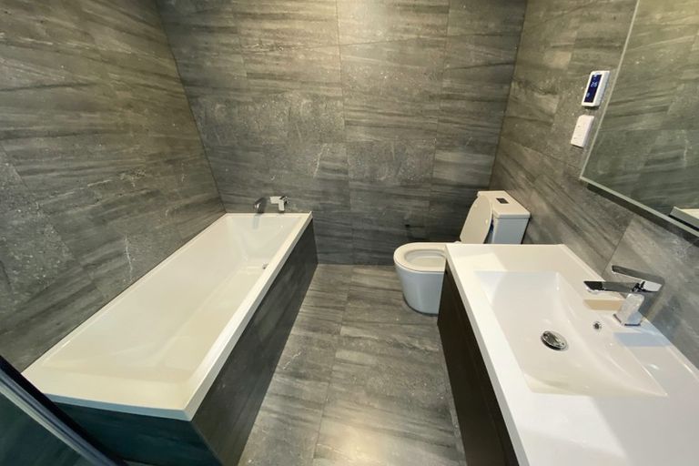 Photo of property in 8 Desalt Drive, Hobsonville, Auckland, 0616