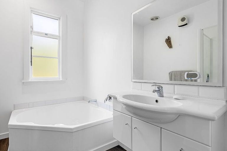 Photo of property in 69 Vincent Place, Opawa, Christchurch, 8023