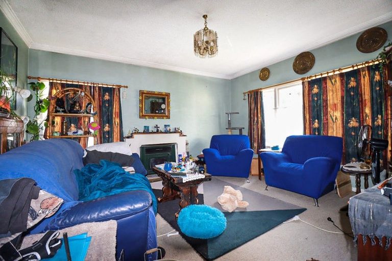 Photo of property in 33 Queen Street, Dannevirke, 4930